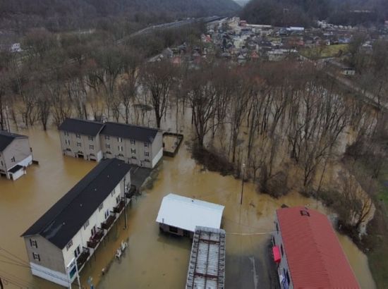 USA: Floods cause devastation in Kentucky-Georgia, 9 people dead, water everywhere (video)