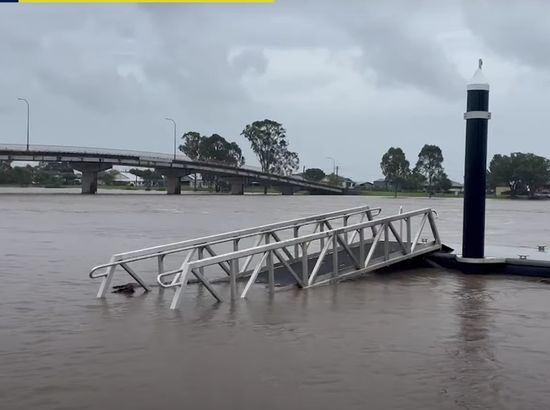 Ex-Tropical Cyclone Alfred Leaves 290,000 Without Power as Heavy Rains and Strong Winds Persist